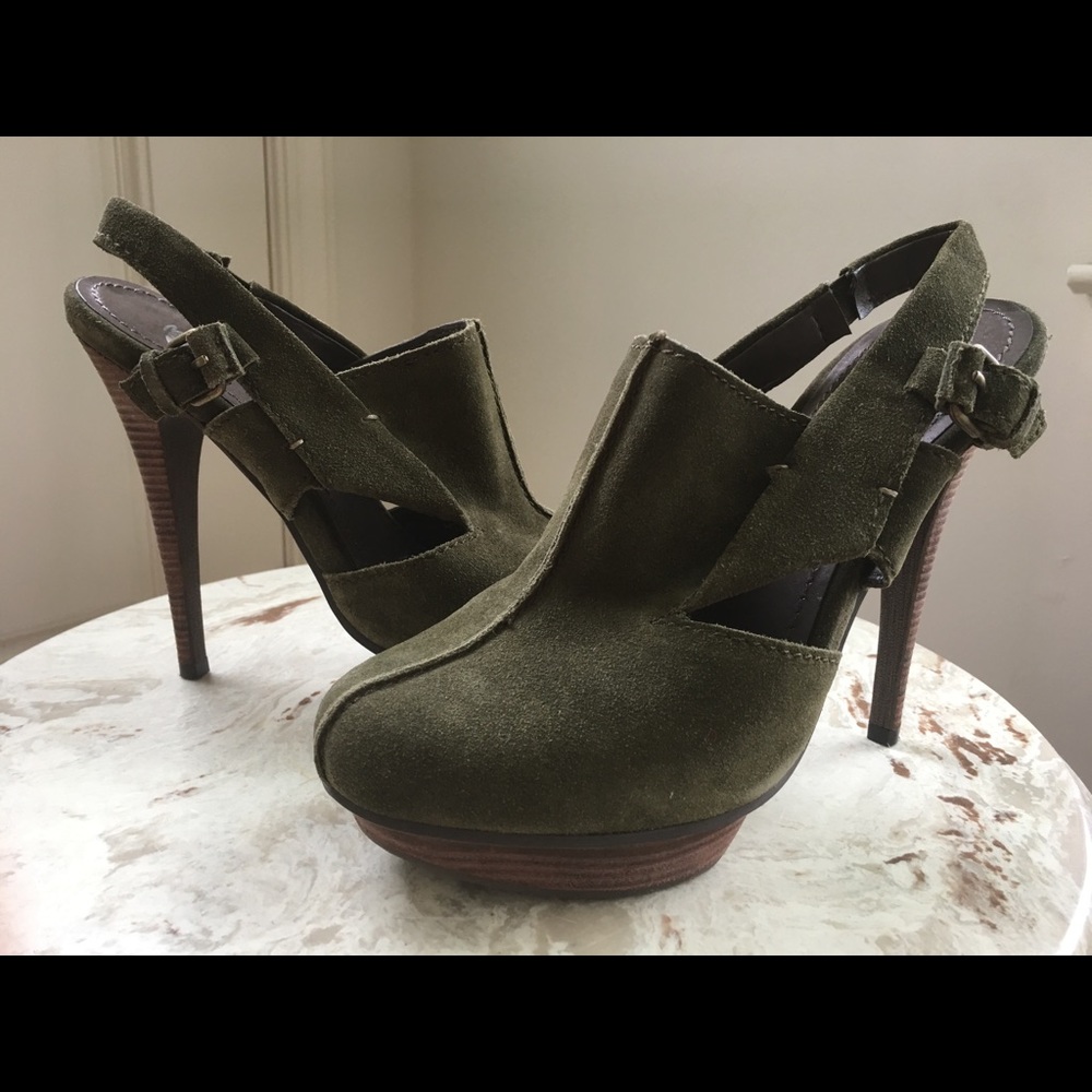 Miss Robertson High Heel Suede Shoes